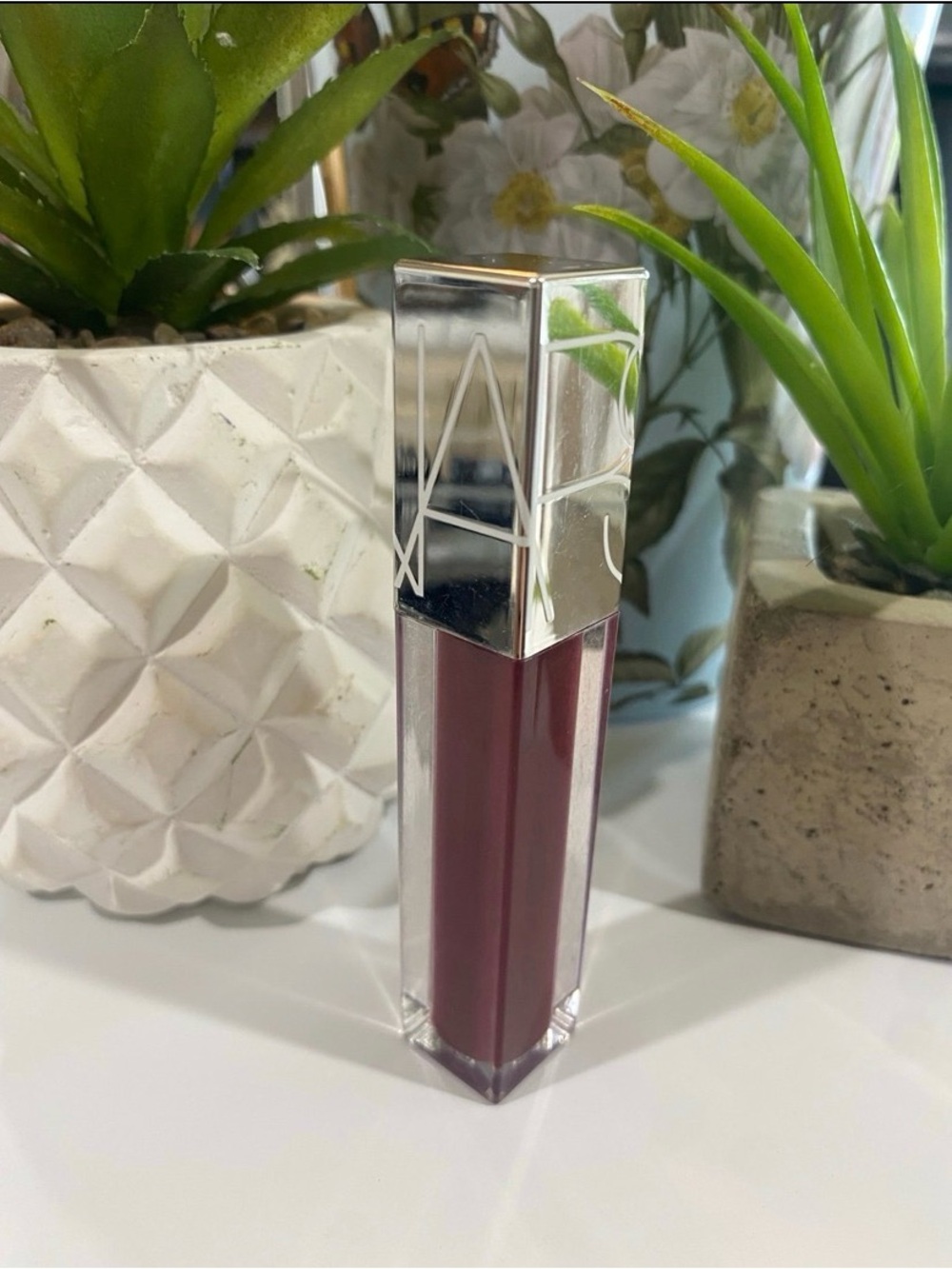 NARS Vinyl Lip Lacquer In Shade Mississippi